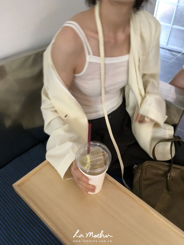 微透親膚排扣外套